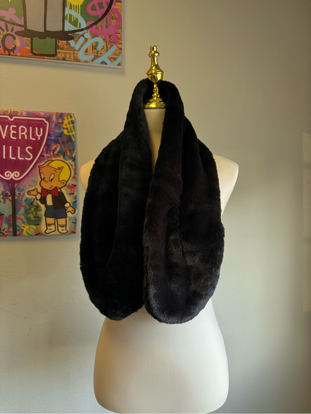 Luxurious Black Faux Fur Infinity Scarf - Women Accessories